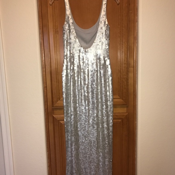 Dress - Picture 2 of 5